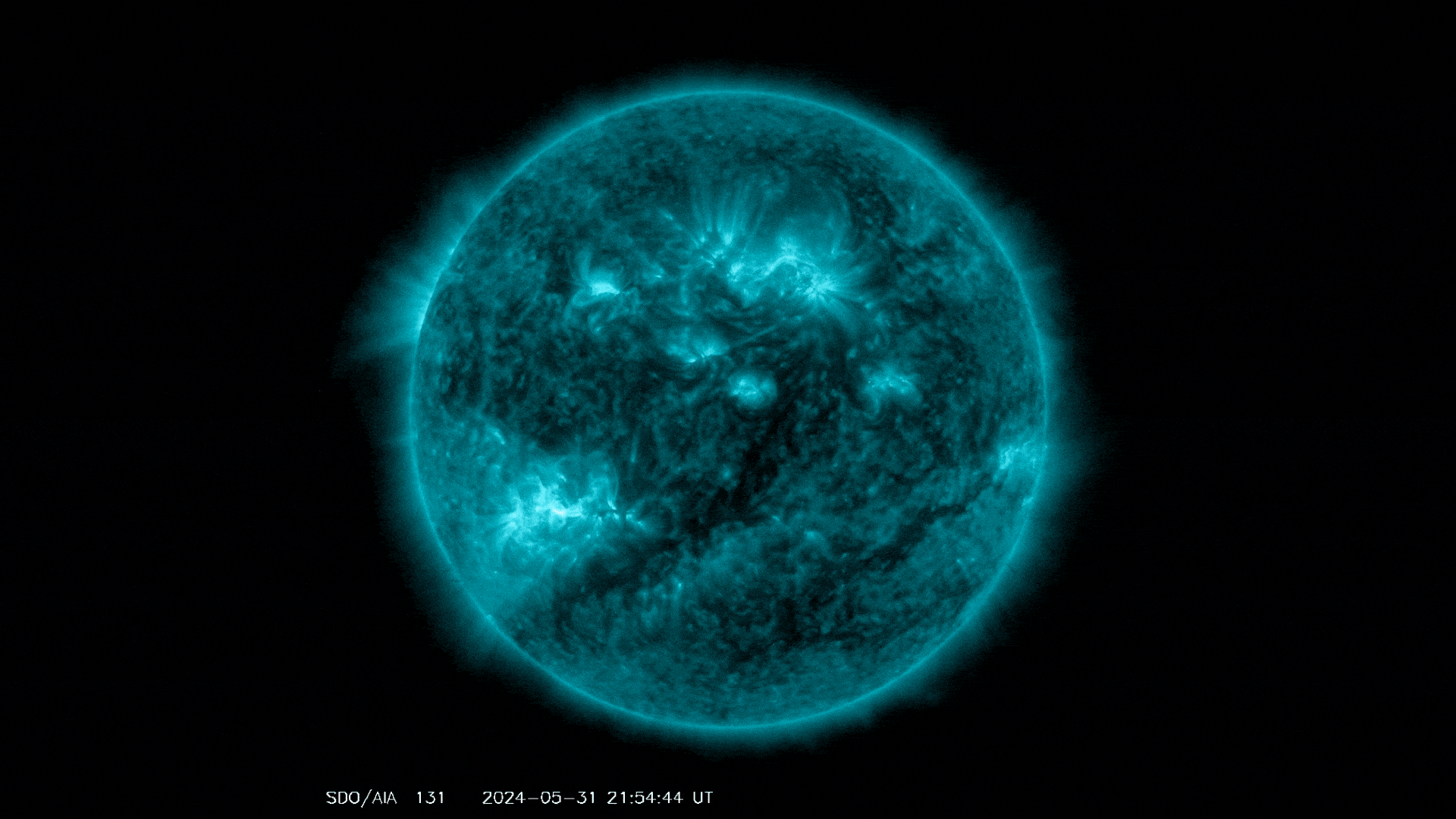 solar flare erupting from sunspot AR3664 on May 31.