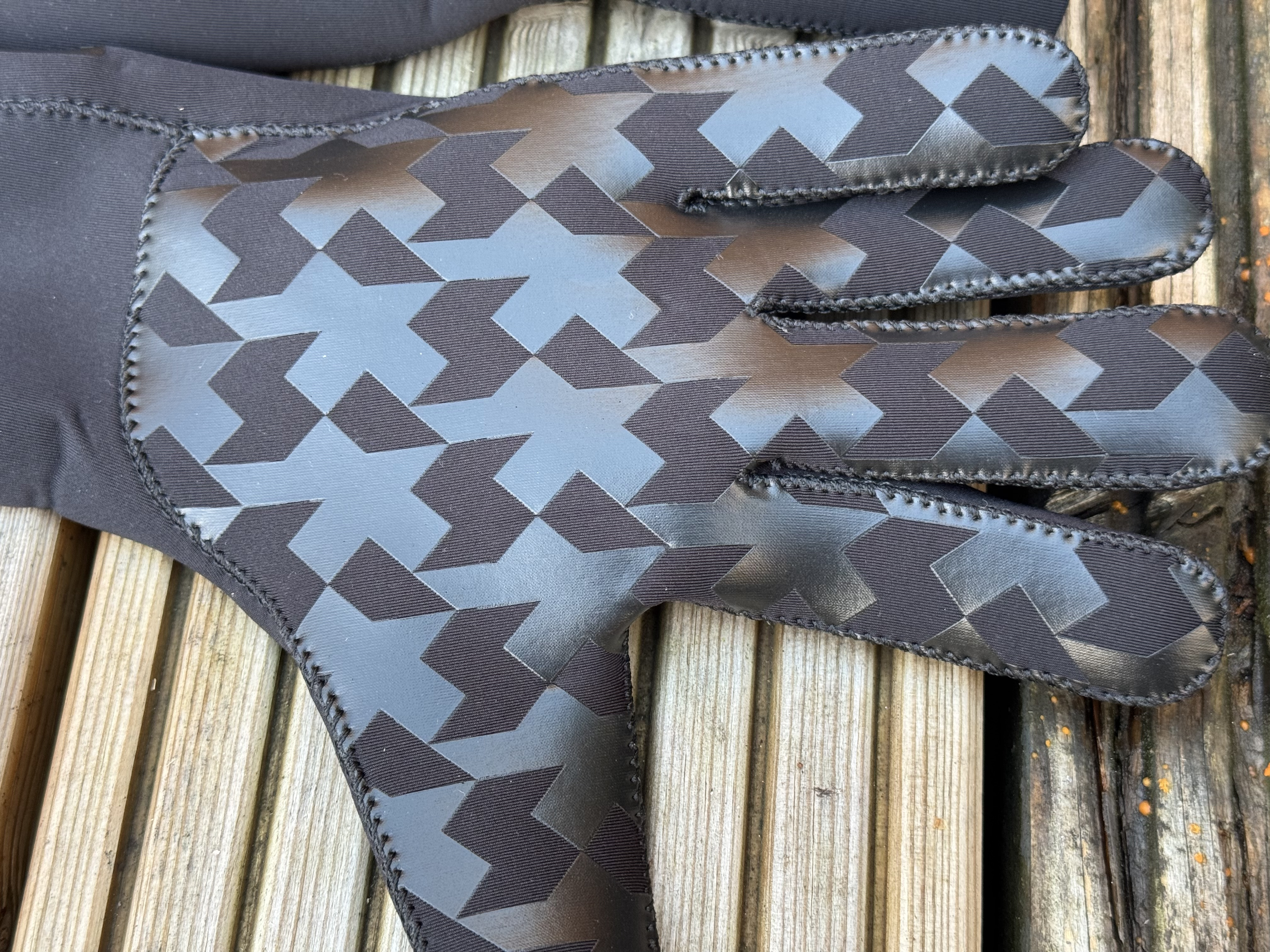 Assos Rain Gloves P1