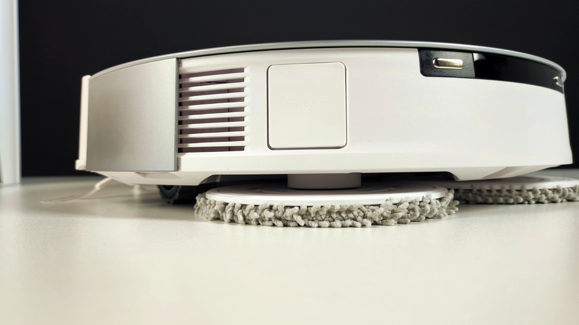 ECOVACS DEEBOT T20 OMNI