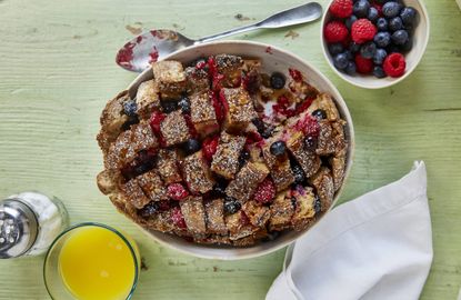 pull apart french toast loaf with berries