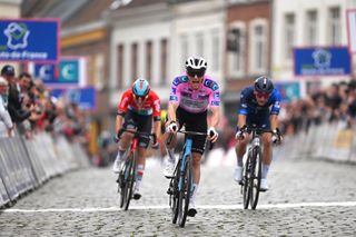 Sam Bennett (Decathlon AG2R La Mondiale) took the win on stage 5 of the 4 Jours de Dunkerque