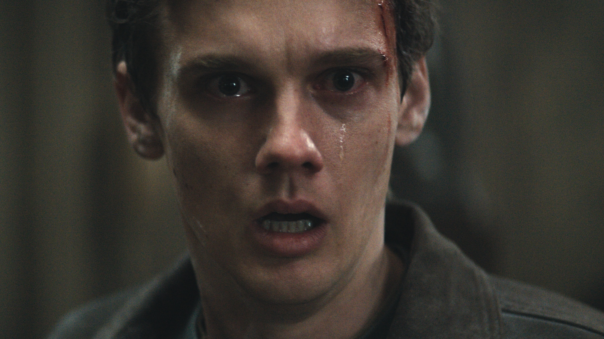 Hunter Doohan looking scared in Evil Dead Burn