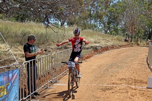 Luke Fetch win the U23 race