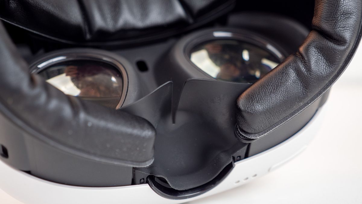 AMVR facial interface replacement for the Meta Quest 3