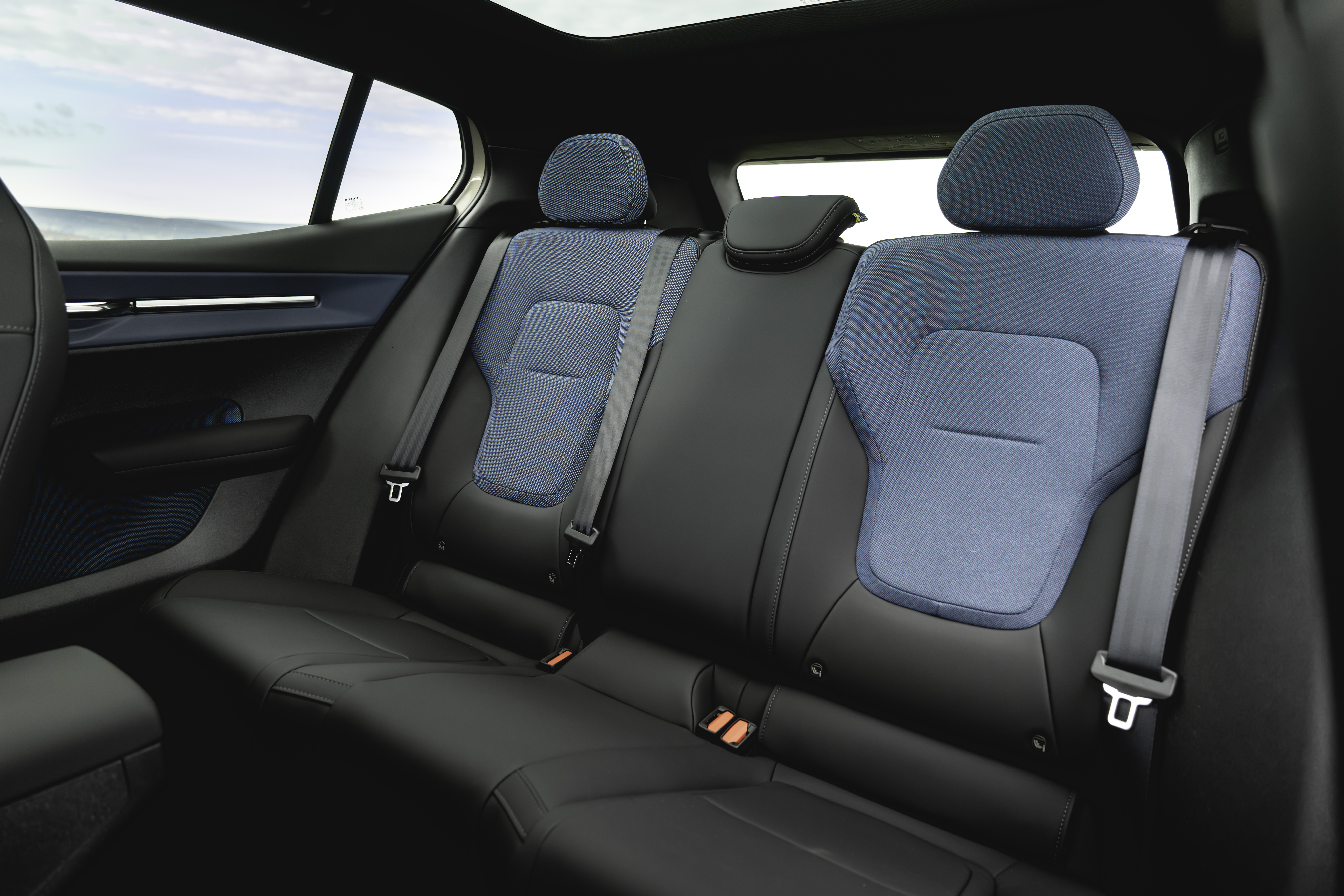 Images of the all new Volvo EX30 Cross Country