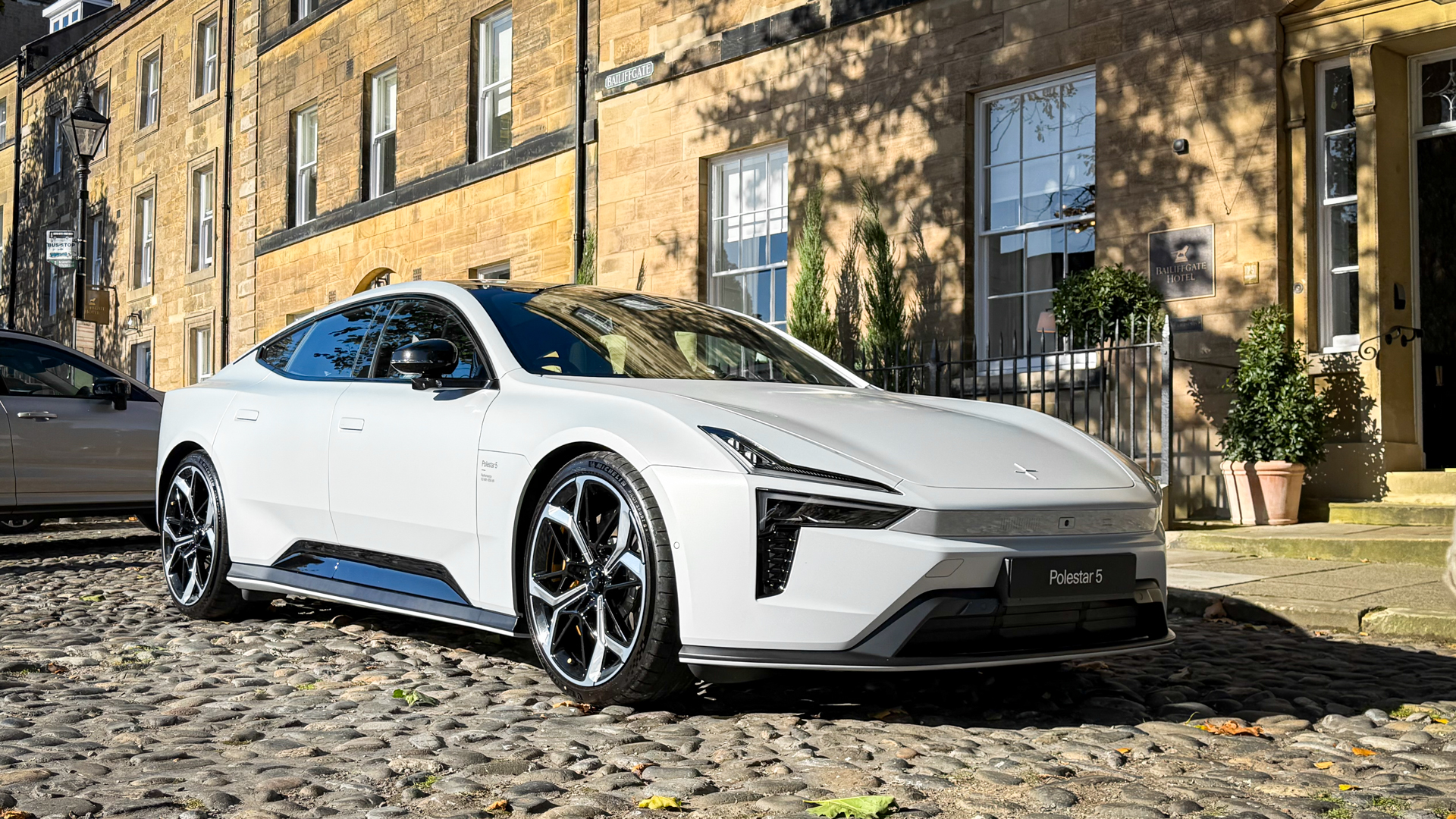 Polestar 5