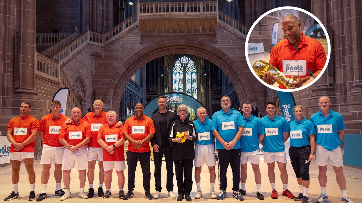 Former professionals create history by playing first-ever football match inside a cathedral-ZoomTech News