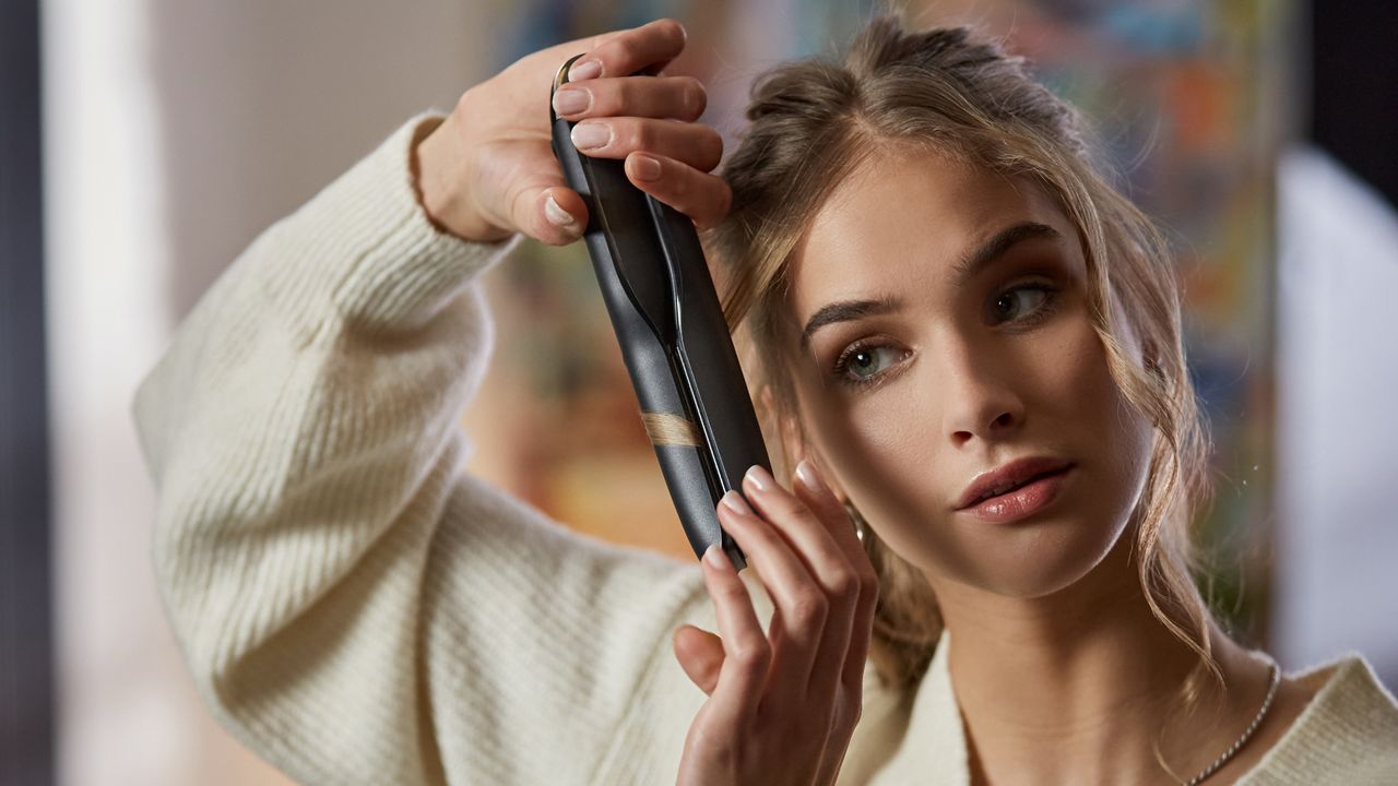 GHD Unplugged styler