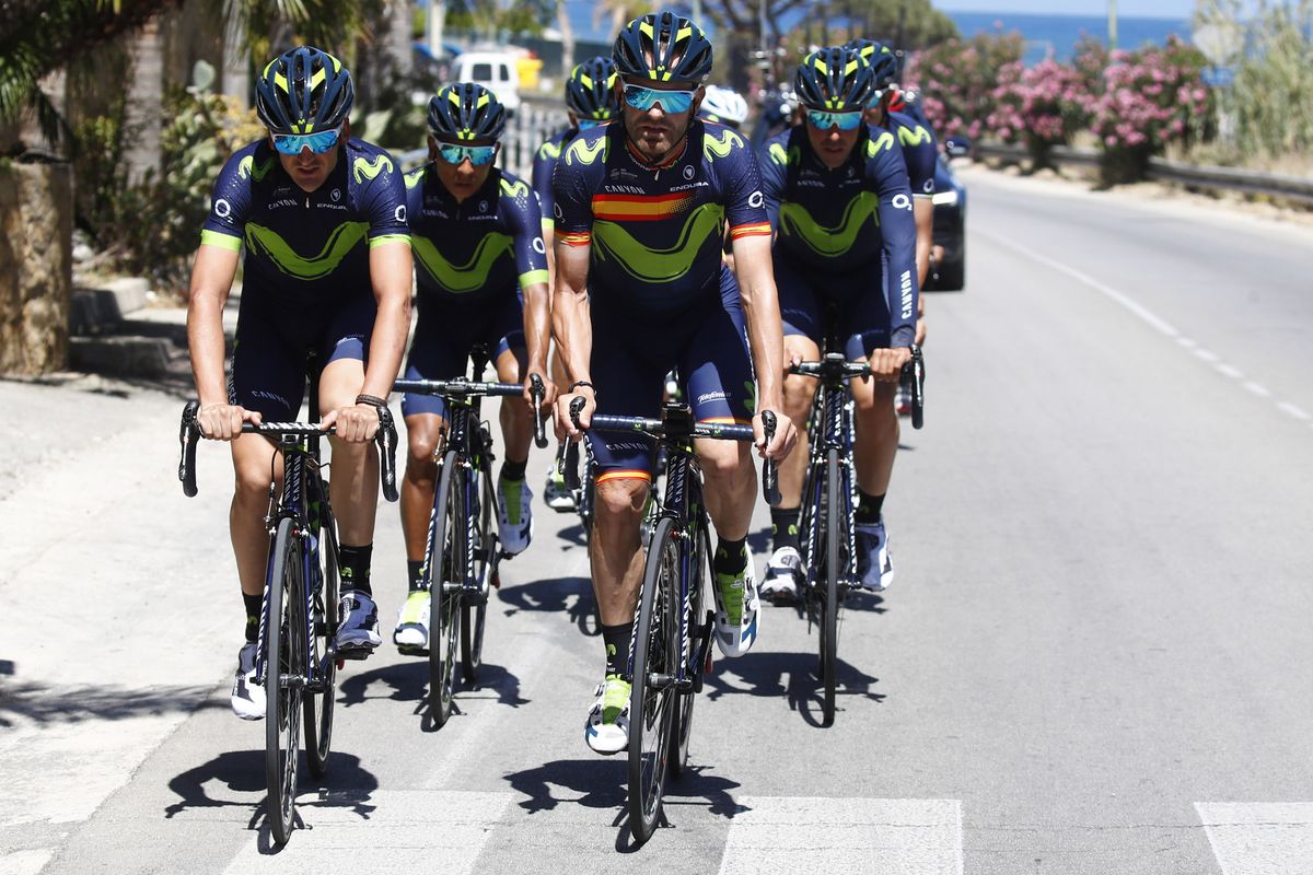 Nairo Quintana rides with Movistar on the rest day