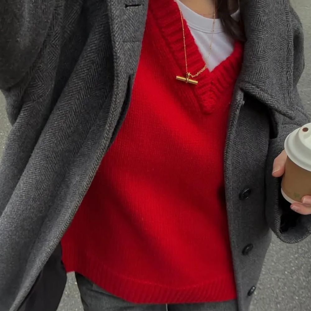 red jumper outfits
