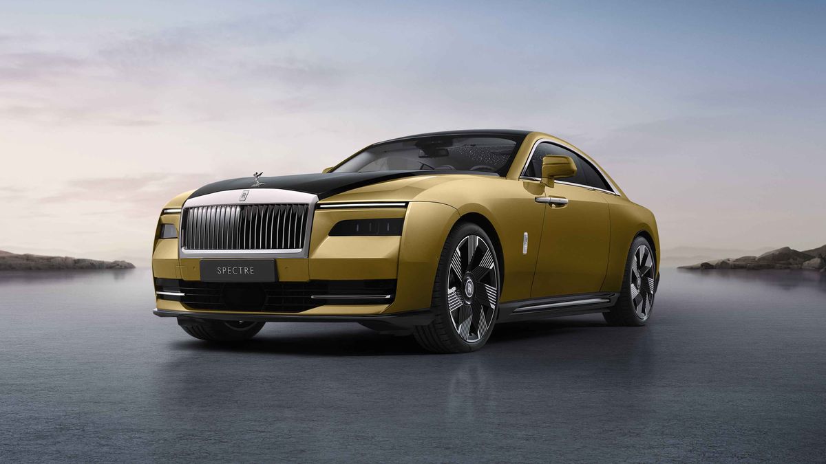 rolls-royce spectre electric car