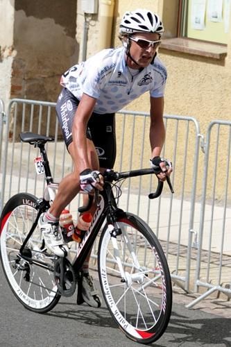 Patrik Sinkewitz goes for broke in a bid for the solo win.
