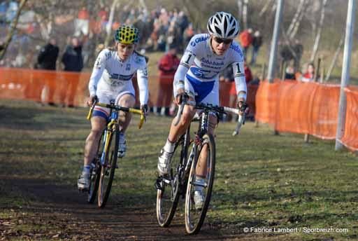 Marianne Vos (Rabobank) and Daphny van den Brand (AA Drink - Leontien.nl) were the strongest in the field.
