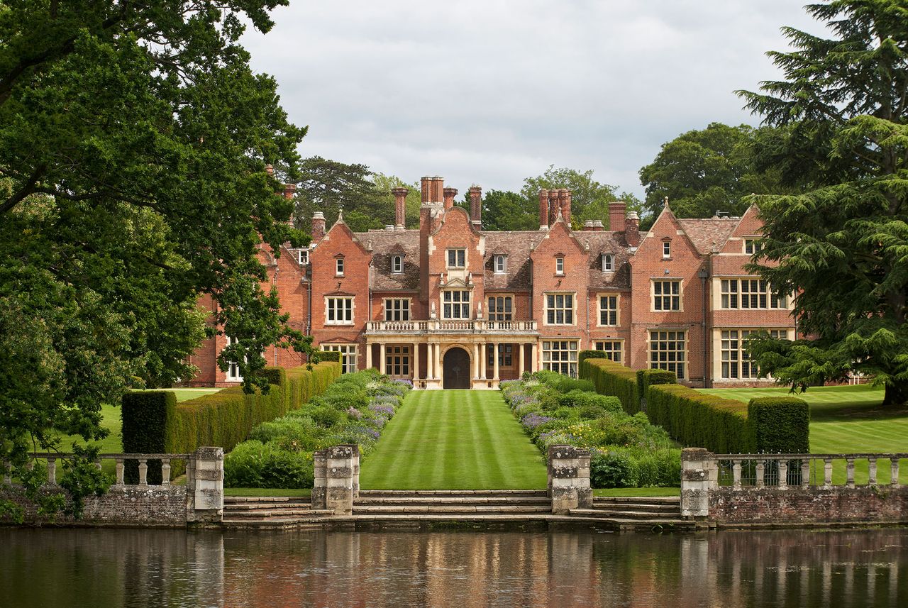 The west front of Longstowe, an Elizabethan house much rebuilt in the 19th century and recast by John Simpson in 1907–14. Longstowe Hall, Cambridgeshire, photographed by Will Pryce for Country Life.