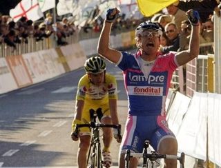 Cunego winning his second Giro di Lombardia