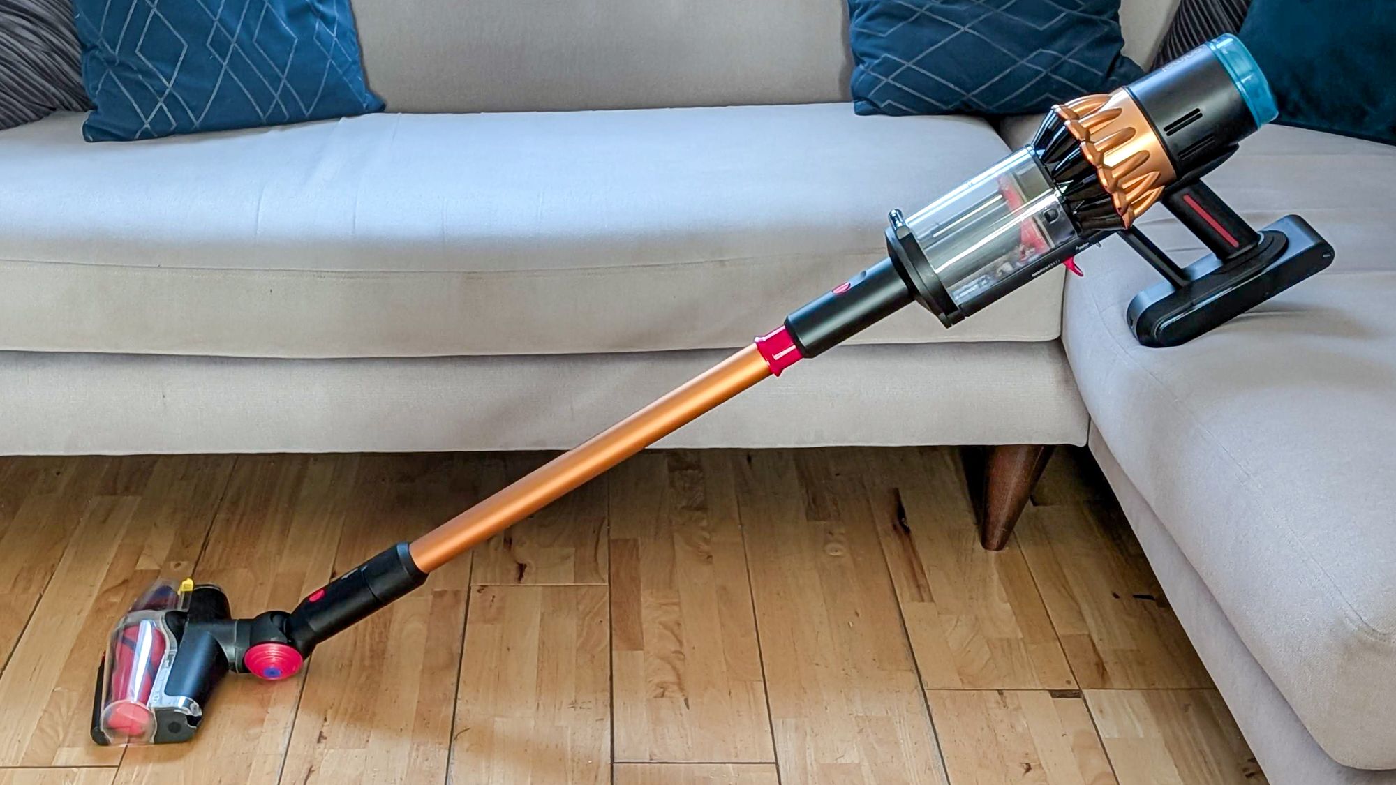 Stop vacuuming for hours — here’s my bulletproof 5-minute cordless vacuum routine that cuts chores in half