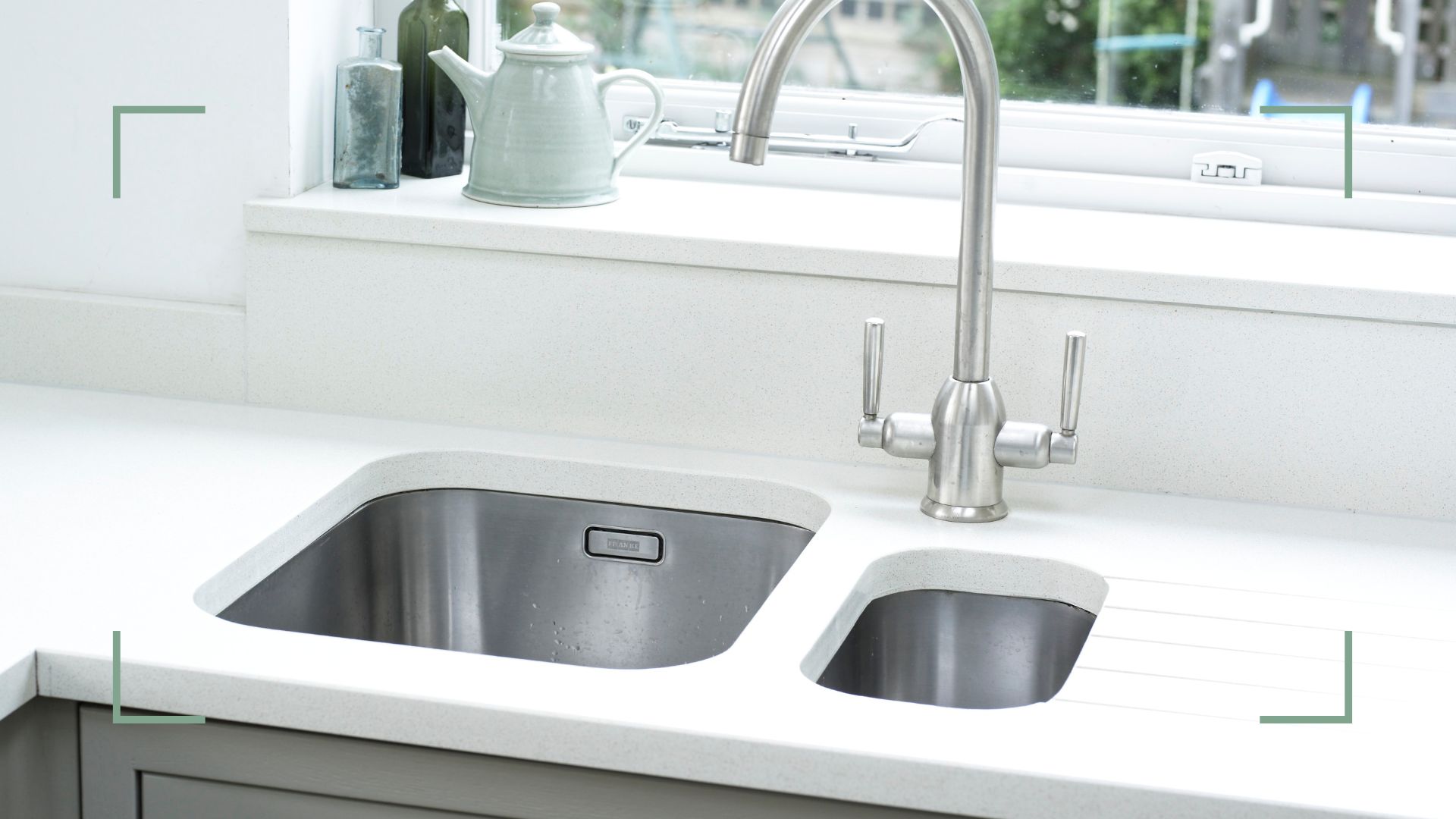 How To Clean A Kitchen Sink Drain Without Using Chemicals 