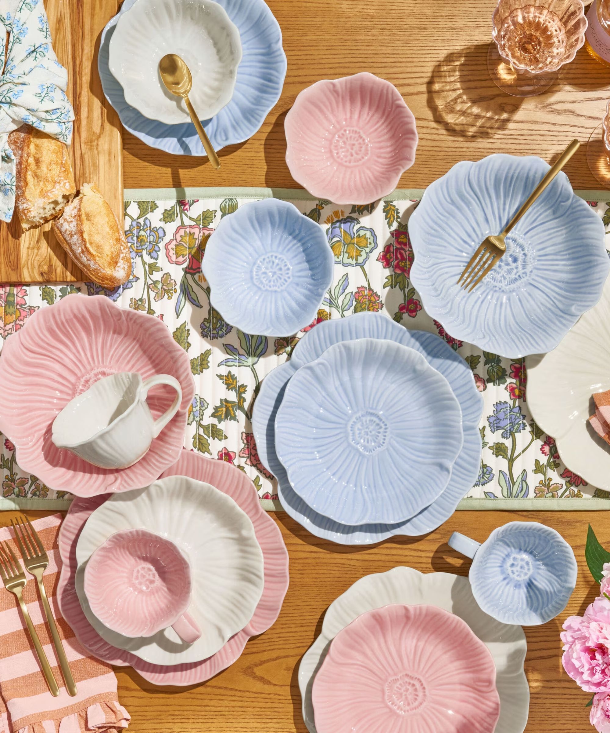 floral bowls from drew barrymore