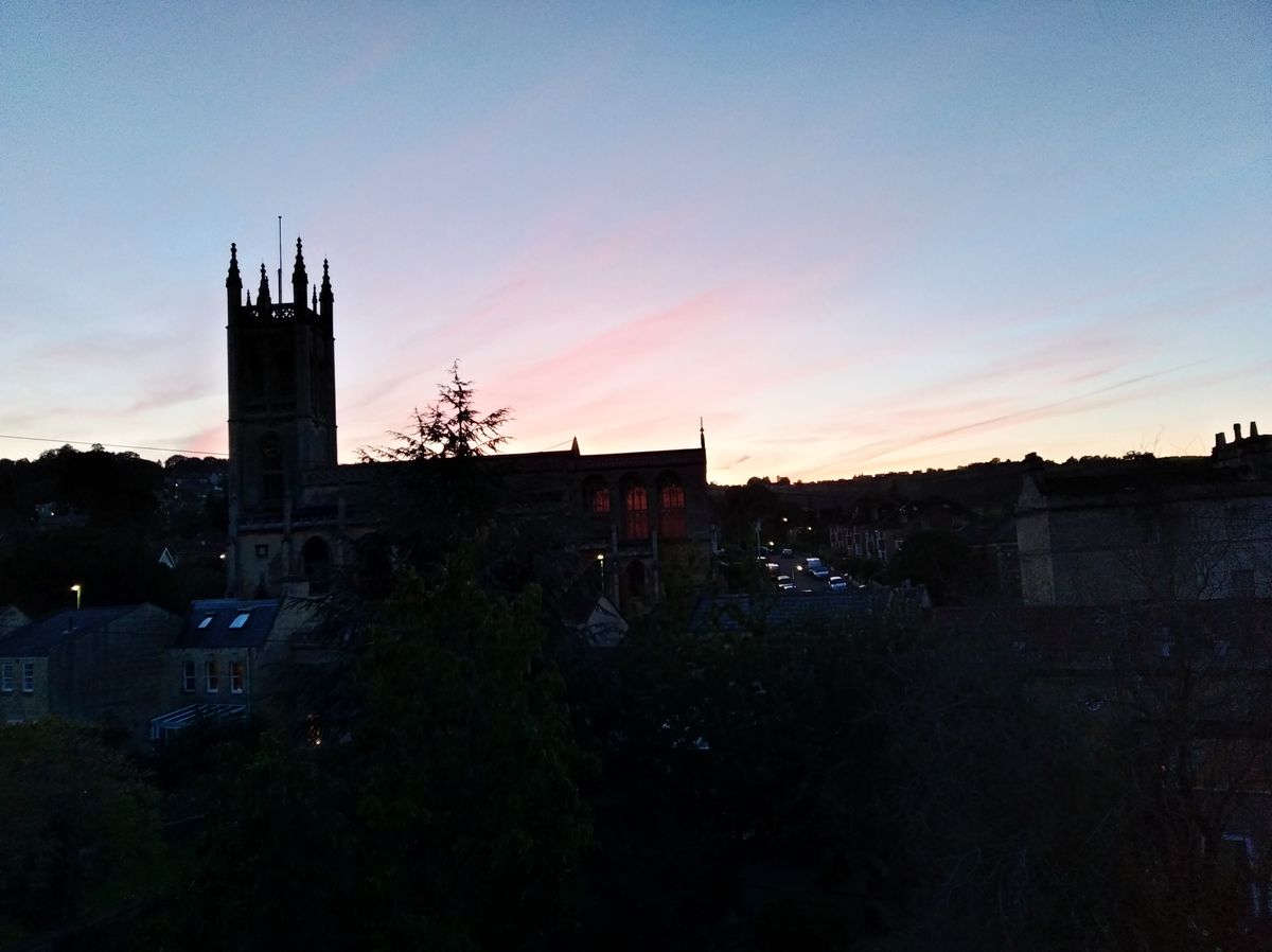 Low light is not the device&rsquo;s strong suit.