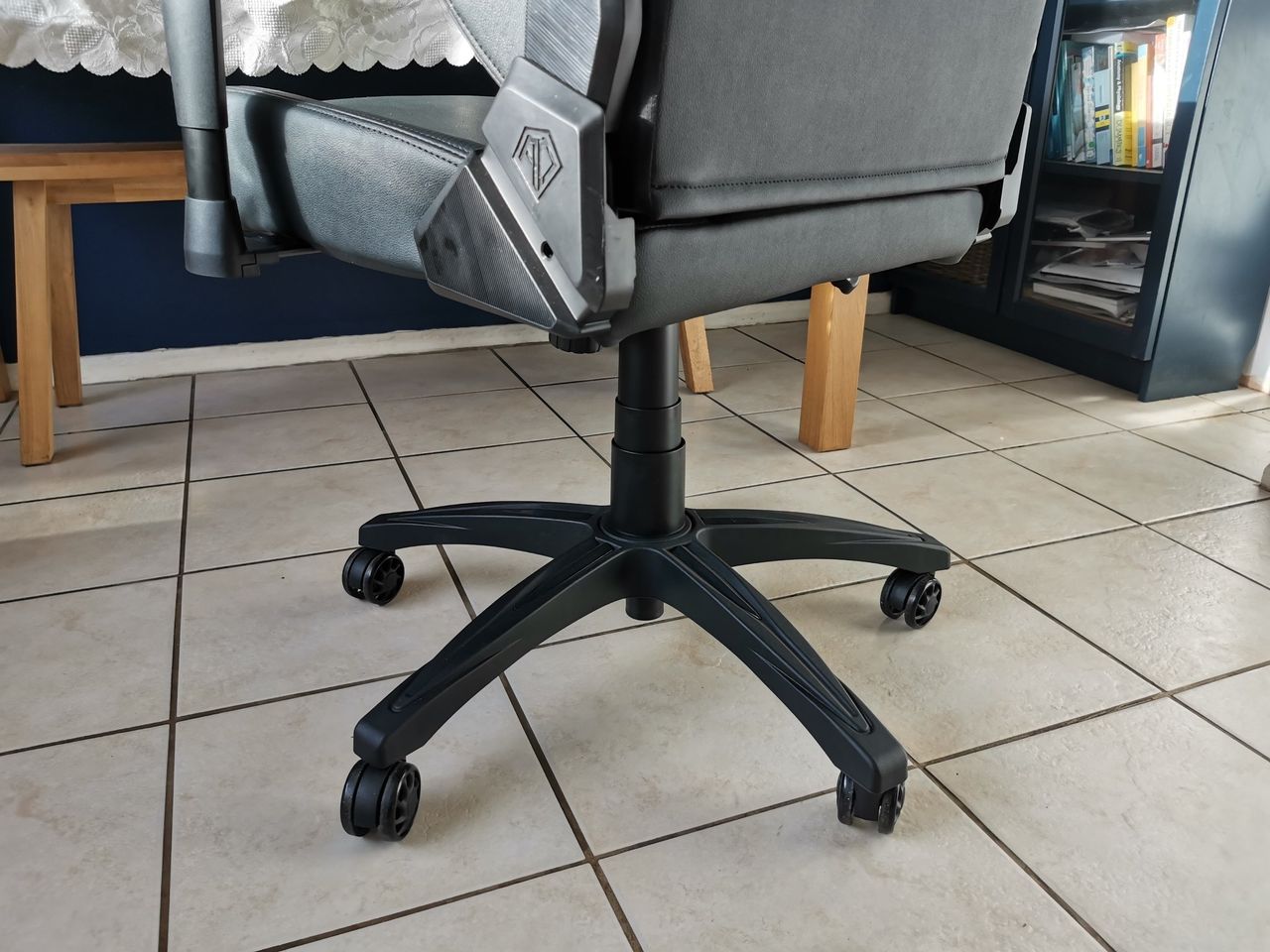 Anda Seat Phantom 3 Black