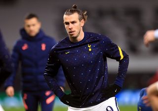 Gareth Bale warms up