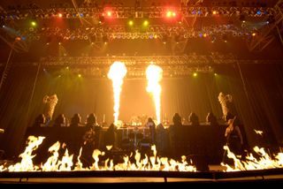 Flame on, Manowar lit up at Munich's Olympiahalle