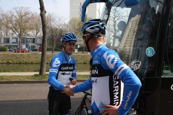 Tyler Farrar and Andreas Klier meet before their ride