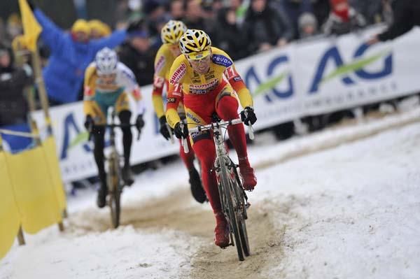 Vanthourenhout was joined by teammate Klaas Vantornout.