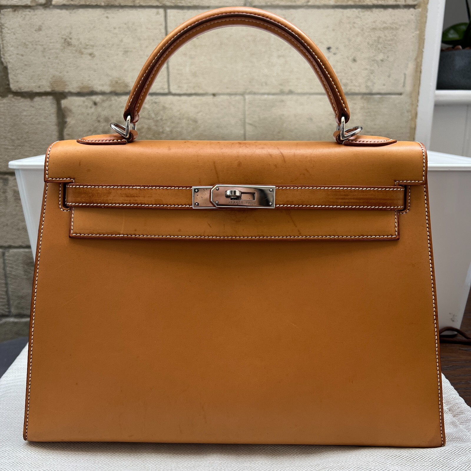 Authentic HermÈs Handbag 2005 Kelly 32 Natural Vache & Palladium Hardware