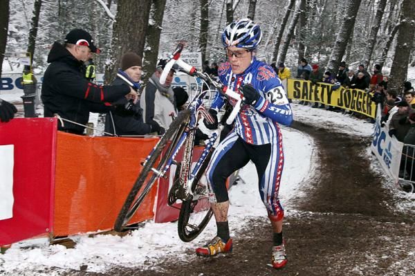 Katie Compton eventually led the race solo