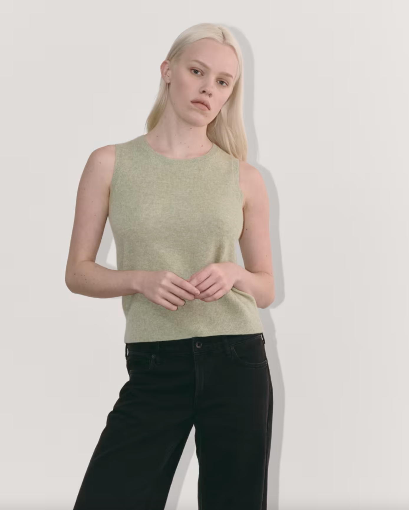 Everlane The Classic Tank in Cashmere