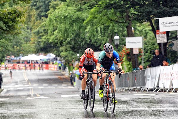 The break gets established around the half-way mark