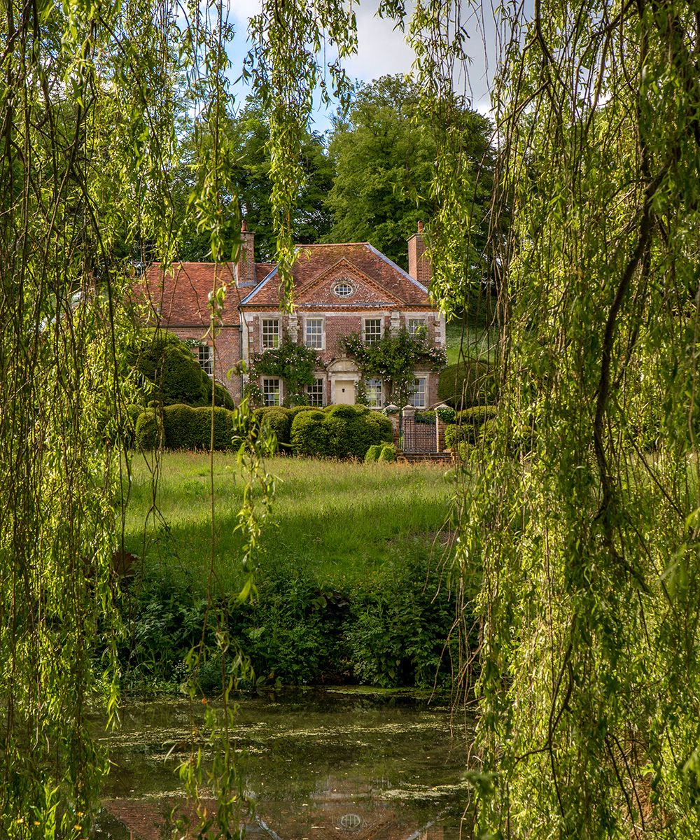 Cecil Beaton's Reddish House is for sale Cecil Beaton Manor House Homes & Gardens