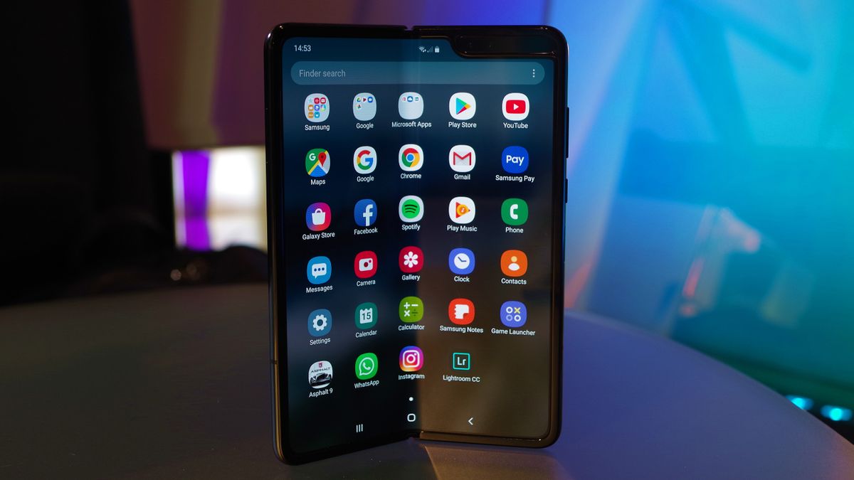 Samsung shows off an Infinity Flex foldable smartphone - Mobile