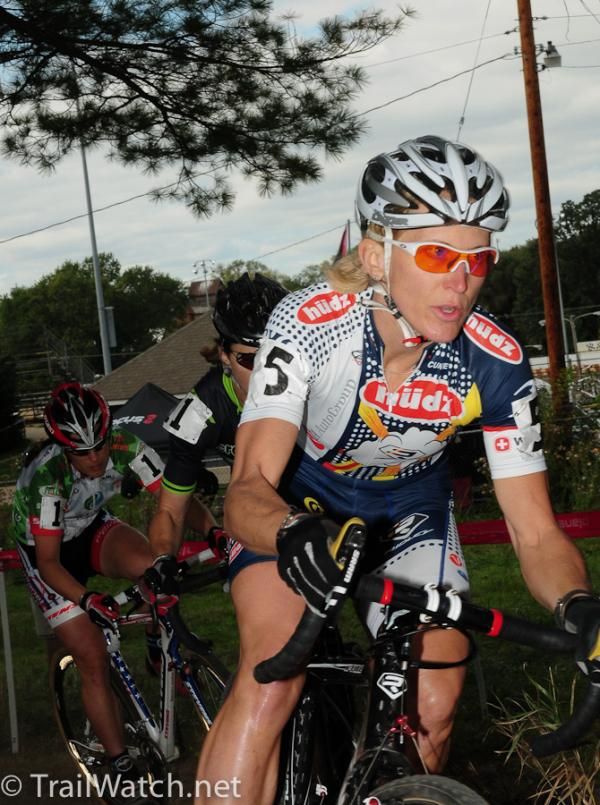 Sue Butler (Hudz-Subaru) riding in third place
