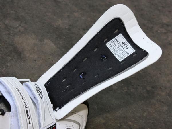 Even though the metallic mesh is mostly obscured, the toe vent is still surprisingly effective at bringing in cooling air.