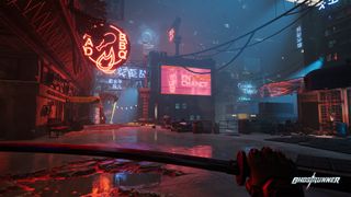 En bild från en stadsmiljö täckt av neonljus och skyltar från spelet Ghostrunner