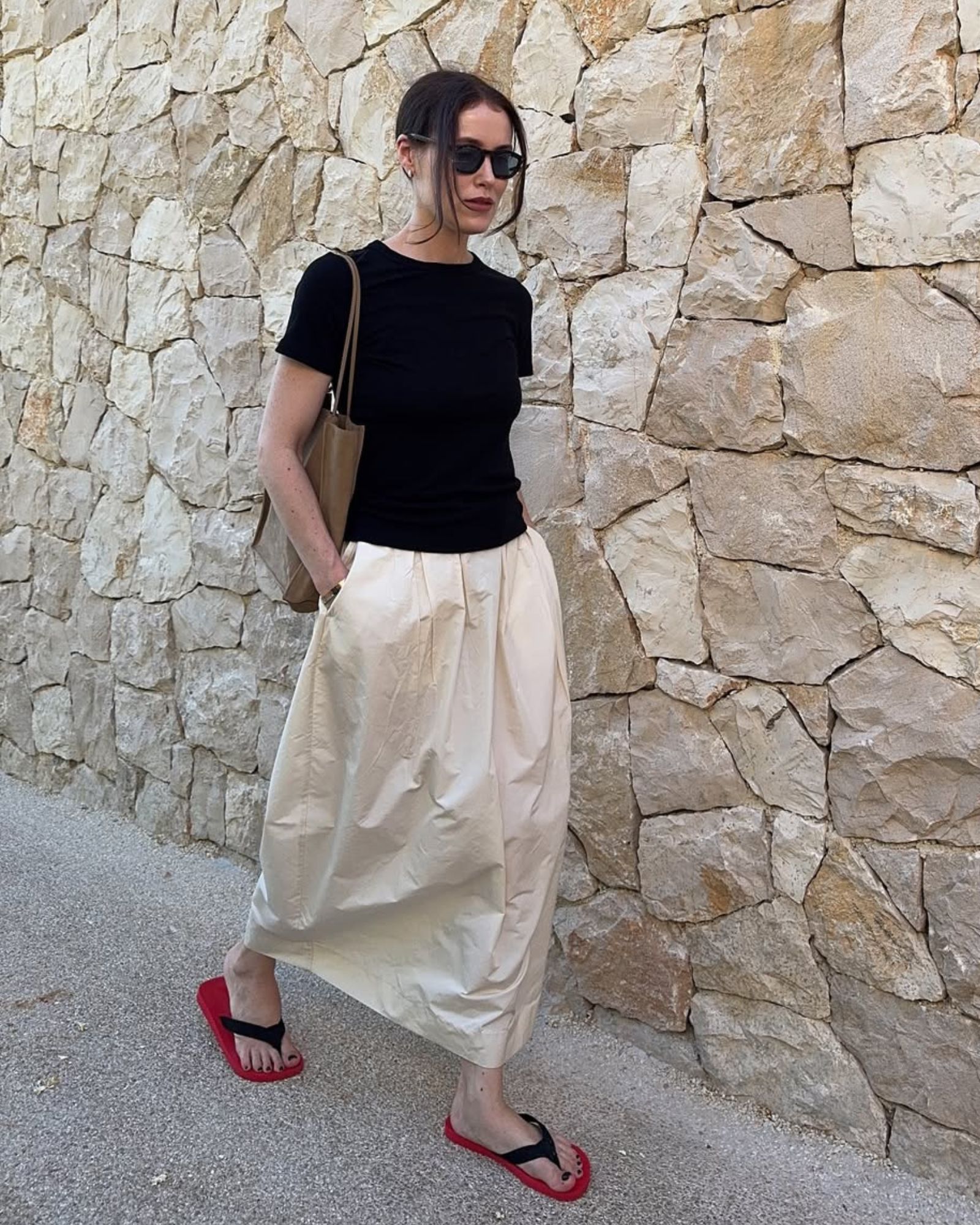 @annabelrosendahl red sandal outfit