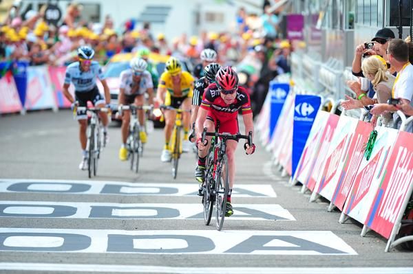 Cadel Evans (BMC) limits his time loss to Andy Schleck to two seconds.