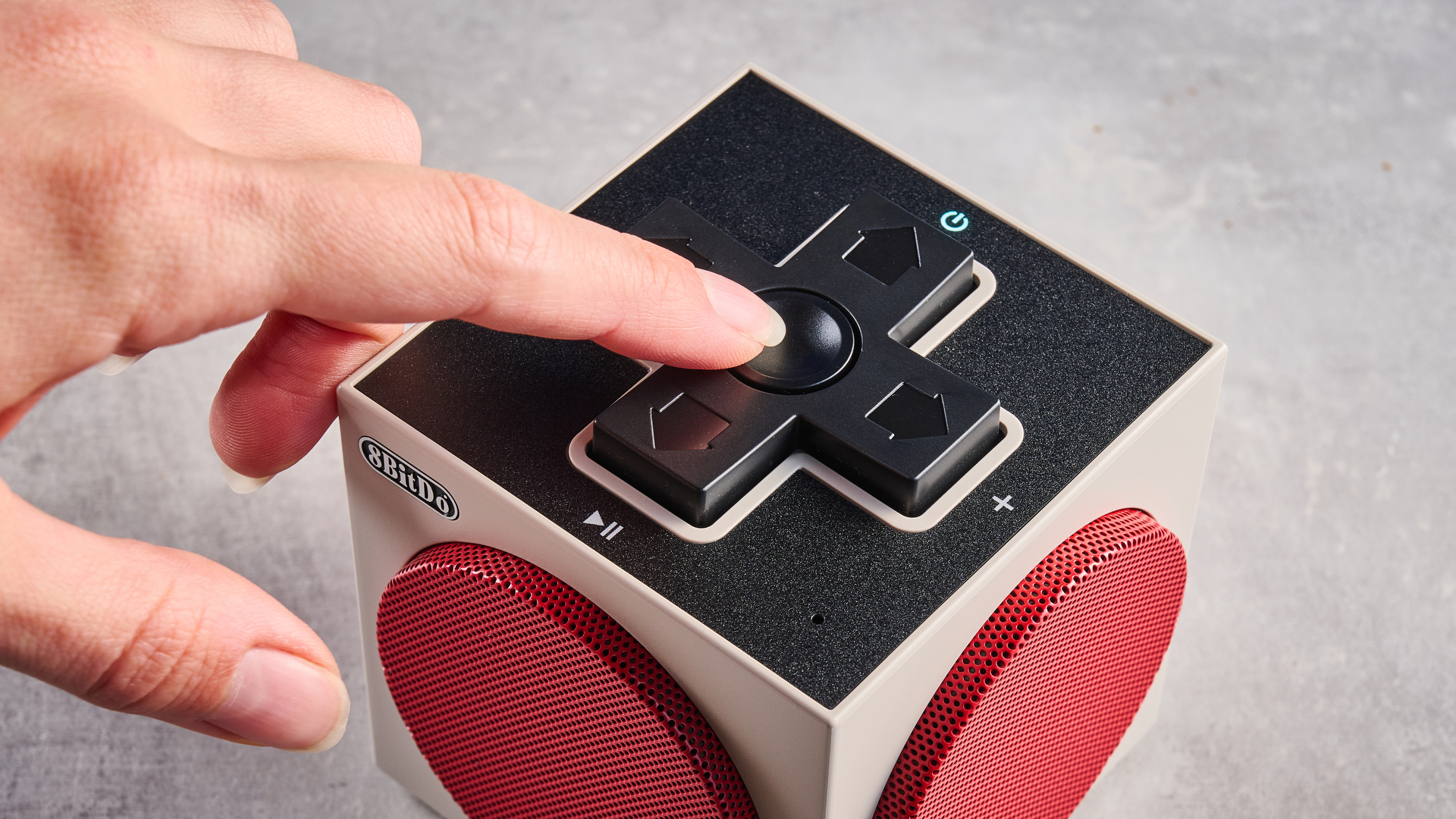 8BitDo Retro Cube 2 Bluetooth speaker