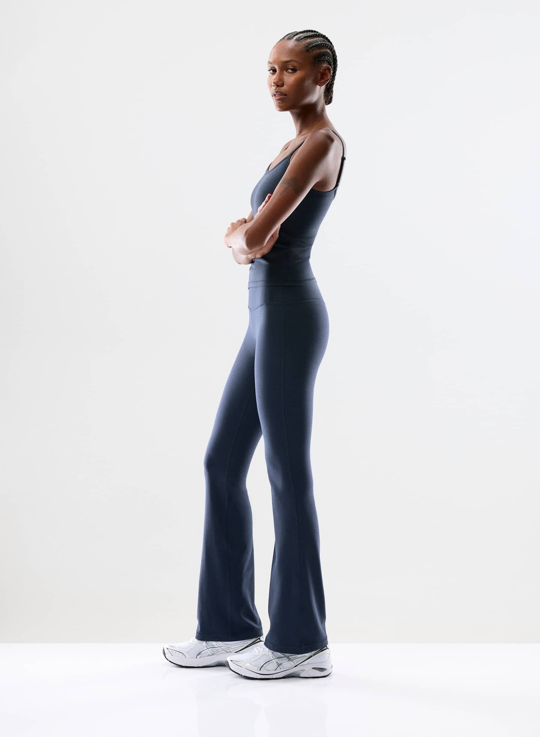 Golden, Butter Cheeky Hi-Rise Flare 32" Legging