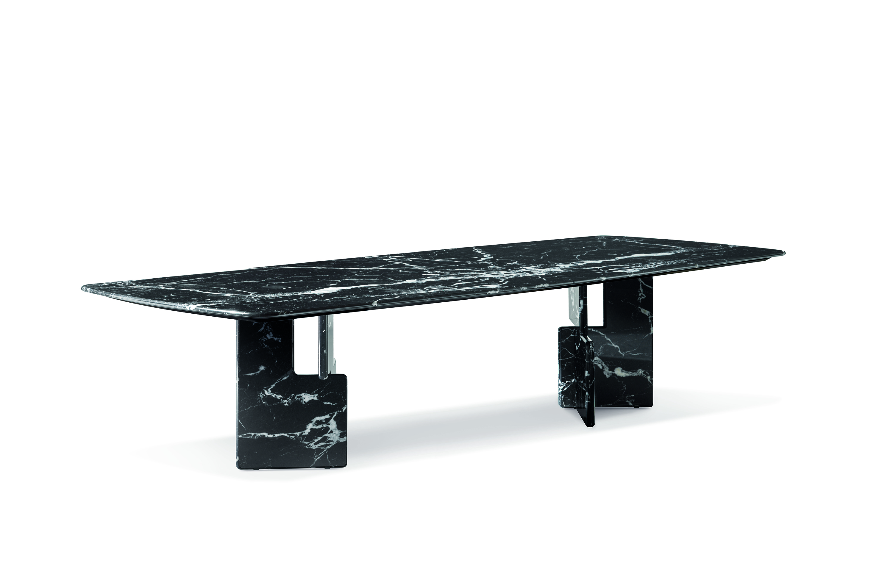 MIlan Design Week Minotti Nico black marble dining table