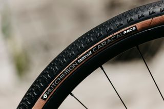 Hutchinson Caracal Race gravel tire