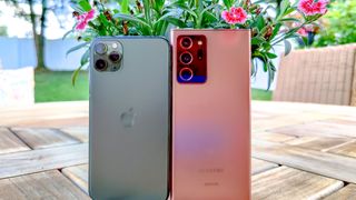 Samsung Galaxy Note 20 Ultra vs iPhone 11 Pro Max camera shootout