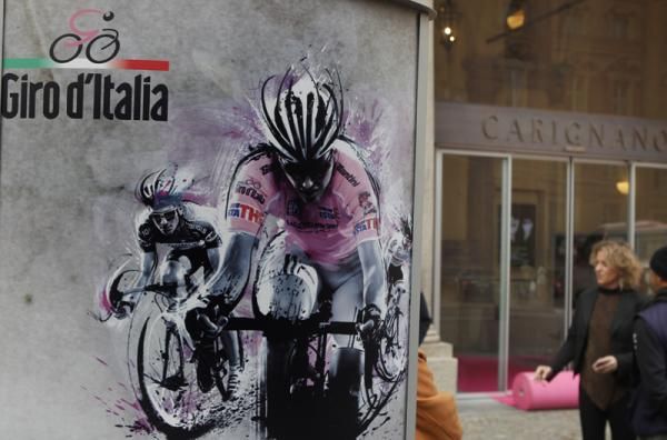 The maglia rosa will be up for grabs in May 2011