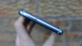 Samsung Galaxy S8 microSD slot