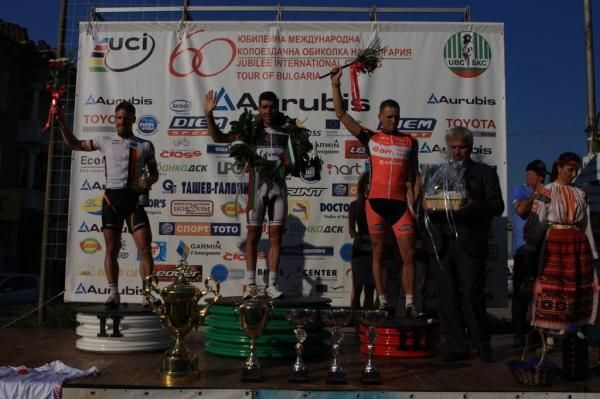 Mestre tops the podium