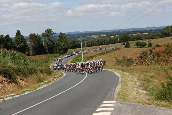The bunch in the rolling Bretagne countryside.