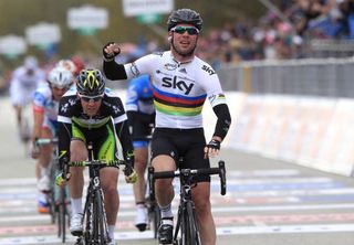 Mark Cavendish wins the sprint ahead of Goss and Soupe