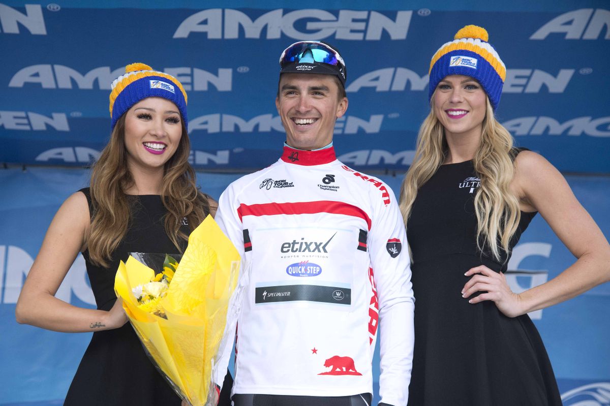 Julian Alaphilippe (Etixx-Quickstep) keeps the best young rider jersey
